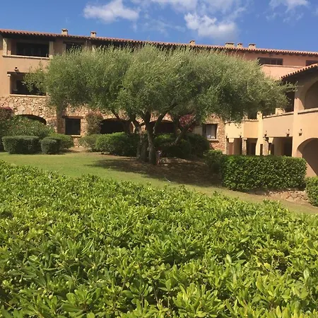 Bouganville פורטו רוטונדו